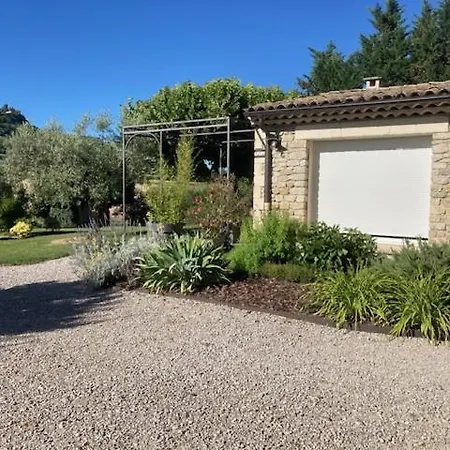 度假居 Petite Maison De Charme En Luberon *