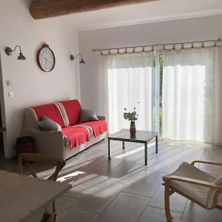 Petite Maison De Charme En Luberon 度假居